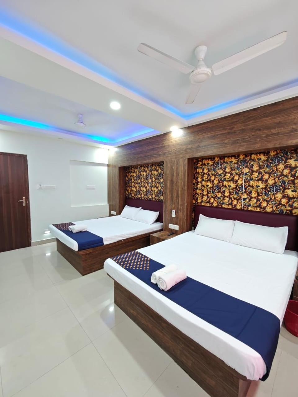 Hotel Nh Regency à Port Blair Extérieur photo